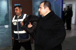 Hırsızlık ş&uuml;phelisi 2 kişi g&ouml;zaltında