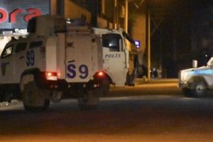 Nusaybin'de elektrikler kesildi, silah sesleri başladı