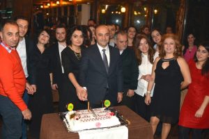 &Ouml;ğretmenler geleneksel yemekte buluştu...