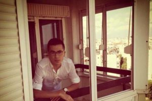&Uuml;niversiteli H&uuml;seyin'in adı k&uuml;t&uuml;phanede yaşatılacak