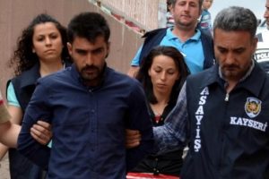Bebeğini &ouml;ld&uuml;ren anne ve sevgilisine &ouml;m&uuml;r boyu hapis