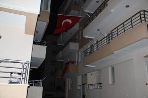 Şehit polis Yazanel'in Sivas'taki evinde yas var