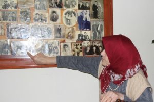 Stalin'in s&uuml;rd&uuml;ğ&uuml; aile 56 yıl sonra bir arada!