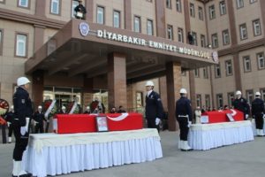 Şehit polisler memleketlerine uğurlandı