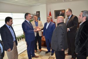 Bursa'da m&uuml;teahhitlere &ccedil;ağrı: 'Kentsel d&ouml;n&uuml;ş&uuml;m&uuml; birlikte yapalım'