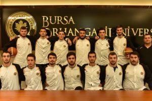 BOU erkek basketbol takımı galibiyete doymuyor