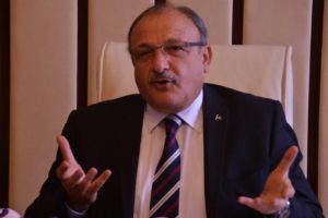 "H&uuml;k&uuml;met halkı PKK'nın kucağına itmiştir"