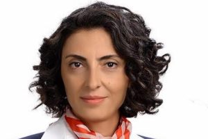 Kadın vekil, kadın bakana kaldırılan y&ouml;netmeliği sordu