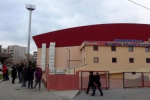&Ccedil;anakkale'de baz istasyonu tepkisi