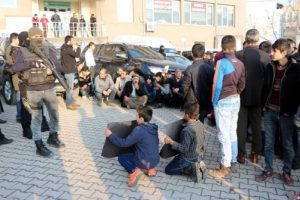 Şırnak ve Bing&ouml;l'de yasak protestosu