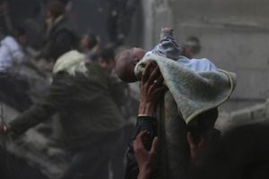8 bebekten biri &ccedil;atışma b&ouml;lgelerinde doğuyor
