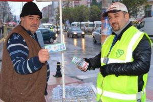 Seyyar Milli Piyango bayiileri sokaklardan &ccedil;ekilecek mi?