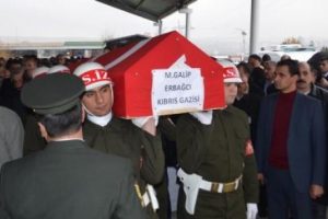 Kıbrıs gazisi son yolculuğuna uğurlandı
