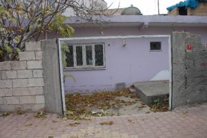 Adıyaman'da bah&ccedil;e kapısını &ccedil;aldılar