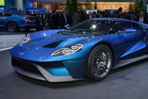 Ford'un ara&ccedil;larına 'kırılmaz cam' geliyor