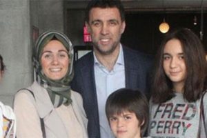 Hakan Ş&uuml;k&uuml;r'den 'ABD'ye yerleşti' haberlerine a&ccedil;ıklama