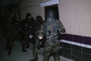 Bursa'daki uyuşturucu ve ter&ouml;r operasyonunda 9 tutuklama