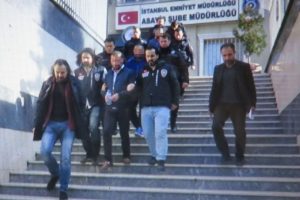 Şarkıcı Berkay'a saldırıda g&ouml;zaltına alınan 4 kişi serbest