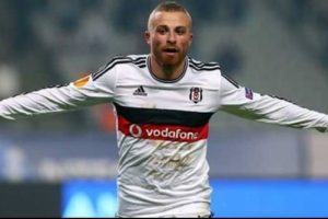 Atletico Madrid'den Beşiktaşlı futbolcu i&ccedil;in 11 milyon Euro bonservis