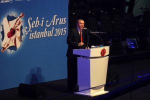 "İslam d&uuml;nyası bir b&uuml;y&uuml;k imtihanla daha karşı karşıya"