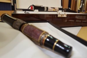 Bursa'da &ouml;zel tasarım kalemlerin fiyatı dudak u&ccedil;uklatıyor
