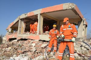 Bursa'da ger&ccedil;eğini aratmayan deprem tatbikatı