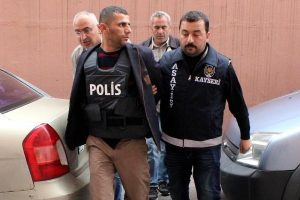 Cinayet sanığı: Uyandırdım, k&uuml;fredince &ouml;ld&uuml;rd&uuml;m
