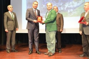 T&uuml;rkmen lider: T&uuml;rkiye'den başka yaslanacak duvarımız yok