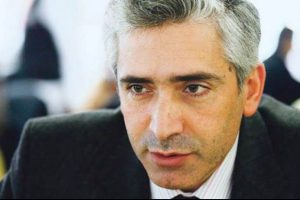 ​AKP'li vekil: &Ouml;zerklik de olur &ouml;zy&ouml;netim de