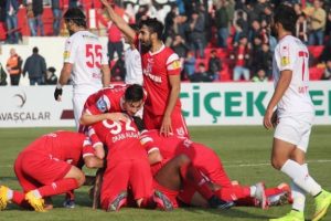 Balıkesirspor yenilmiyor