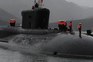 Rusya'nın yeni n&uuml;kleer g&uuml;c&uuml; 'İmparator 3. Aleksandr' denizaltısı suya indi