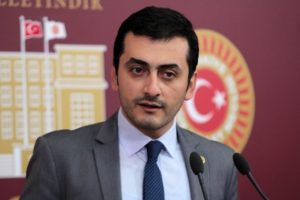 Eren Erdem'den "sarin gazı" savunması