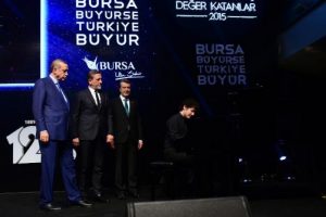 Cumhurbaşkanı Erdoğan'dan Bursa'da Tambi'ye piyano