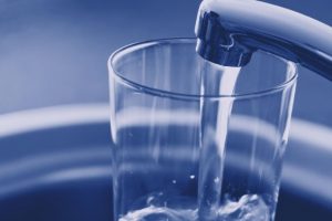 Bursa'da kişi başına g&uuml;nl&uuml;k ka&ccedil; litre su &ccedil;ekildi?