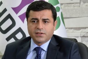 Demirtaş'tan Rusya'daki vatandaşlara &ccedil;ağrı geliyor!