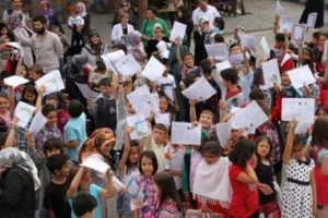 Ara tatil ka&ccedil; g&uuml;n olacak? MEB'den beklenen a&ccedil;ıklama geldi