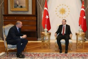 Cumhurbaşkanı Federasyon Başkanıyla g&ouml;r&uuml;şt&uuml;