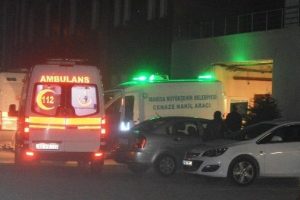 Adliyenin merdiven boşluğundan atlayan asker &ouml;ld&uuml;