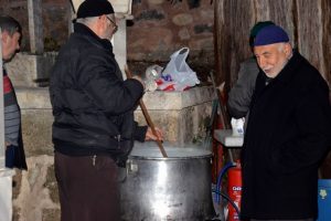 Bursa'da y&uuml;zlerce yıllık gelenek... Saatler 03.00'&uuml; g&ouml;sterdiğinde...