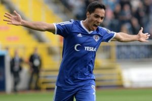 Trabzonspor, Kasımpaşa'ya teklif g&ouml;t&uuml;recekl