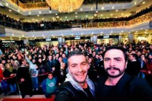 'D&uuml;ğ&uuml;n Dernek 2' filminin turnesinde muhteşem final...