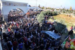 Mersin'de 13 yaşındaki &ccedil;ocuğu &ouml;ld&uuml;ren silah aranıyor