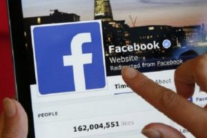 Facebook artık 'taksi' &ccedil;ağıracak