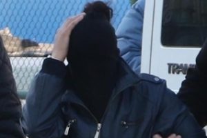 Kesinleşmiş 15 yıl hapsi bulunan gen&ccedil; kız tutuklandı