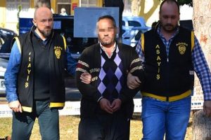 Fel&ccedil;li kayınpederini &ouml;ld&uuml;r&uuml;p, cenazesini de kendi elleriyle g&ouml;mm&uuml;ş