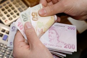 Emeklilere zam tasarısı Genel Kurul'da