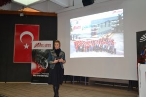 Bursa'da meslek lisesi &ouml;ğrencileri 'Meslektaşım' projesiyle sanayiye kazandırılacak