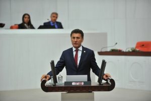 "Şap hastalığı denetimsizliğin &uuml;r&uuml;n&uuml;d&uuml;r!"
