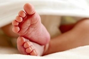 Danıştay'dan evli olmayanlara t&uuml;p bebek kararı