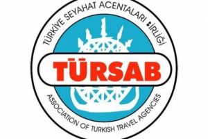 T&Uuml;RSAB: Rus turist sayısı 2016'da da d&uuml;şebilir